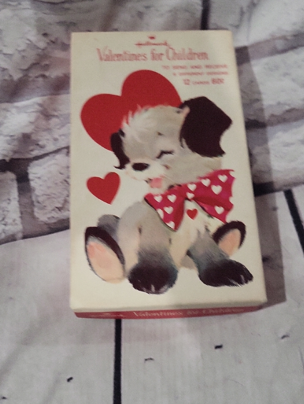 Hallmark Vintahe Valentine Cards (11 In Set)